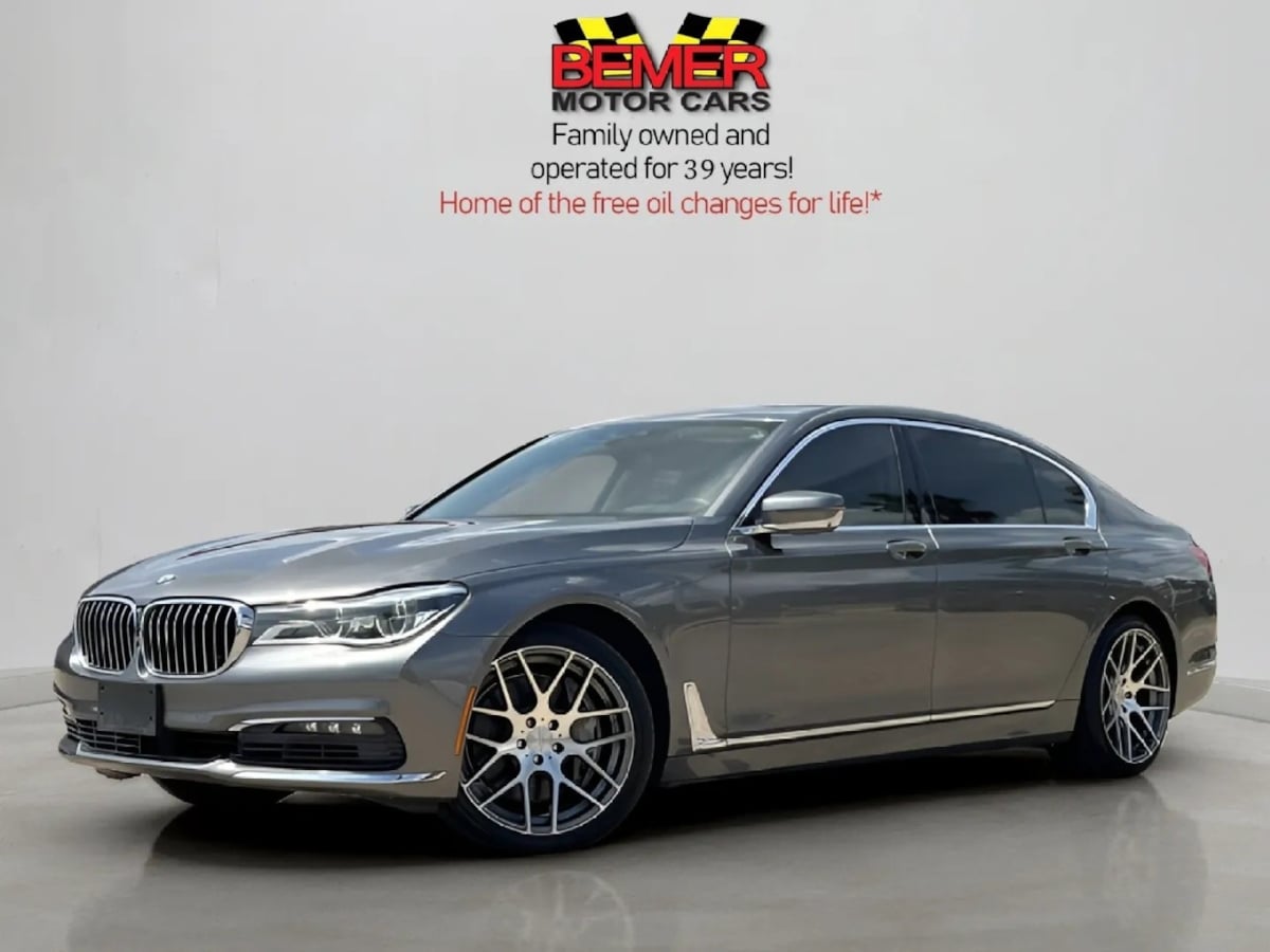 2017 BMW 7 Series 750i