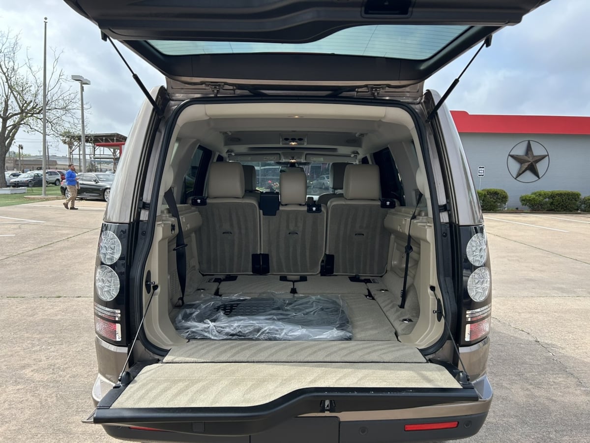2015 Land Rover LR4 HSE LUX photo 15