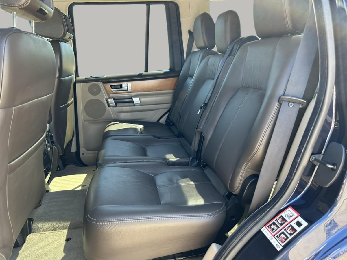2014 Land Rover LR4 Base - Photo 16