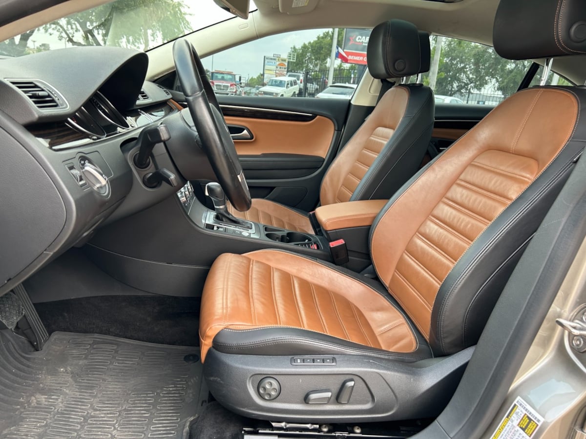 2015 Volkswagen CC Executive photo 9