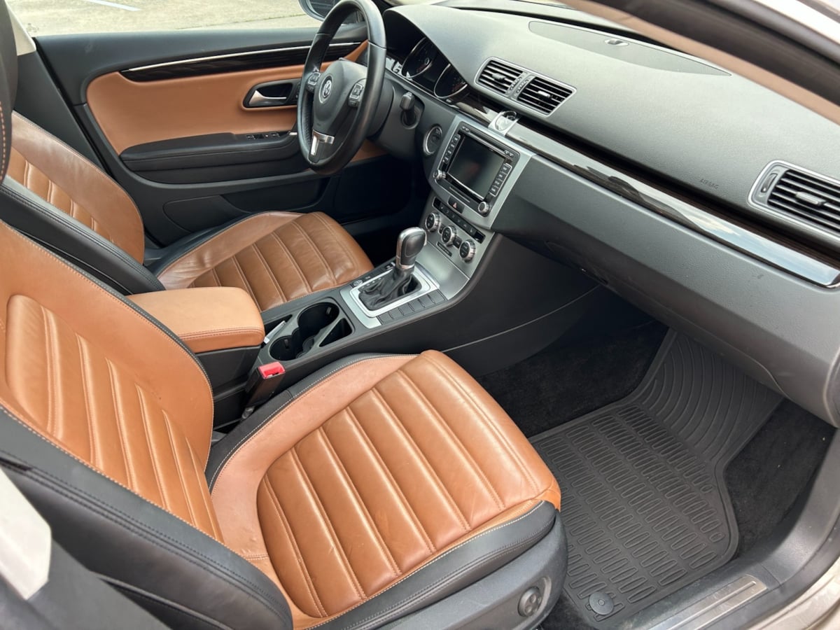 2015 Volkswagen CC Executive photo 22