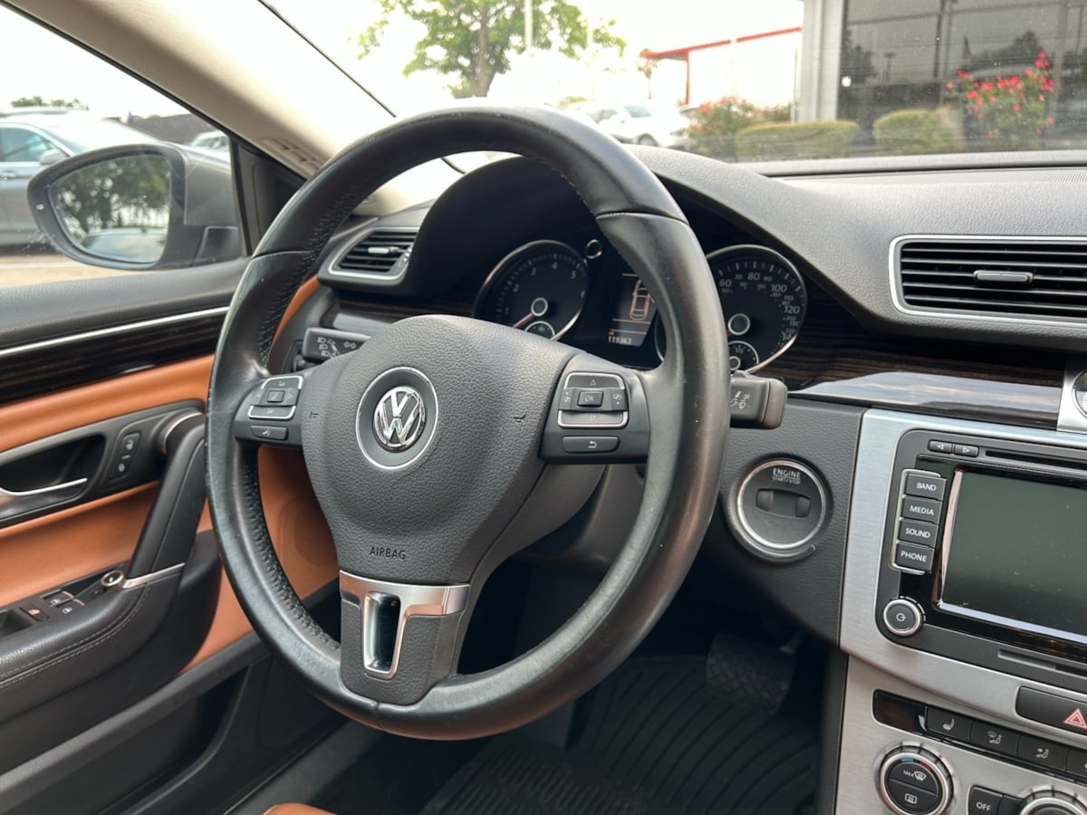 2015 Volkswagen CC Executive photo 28