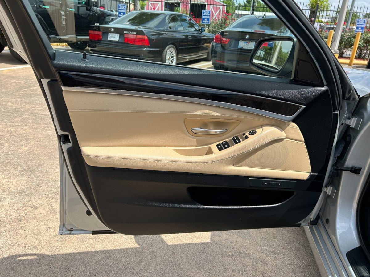 2016 Bmw 528i 5-series photo 13