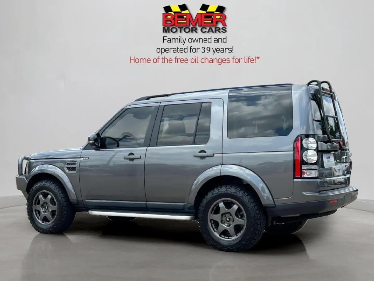 2016 Land Rover LR4 Base photo 3