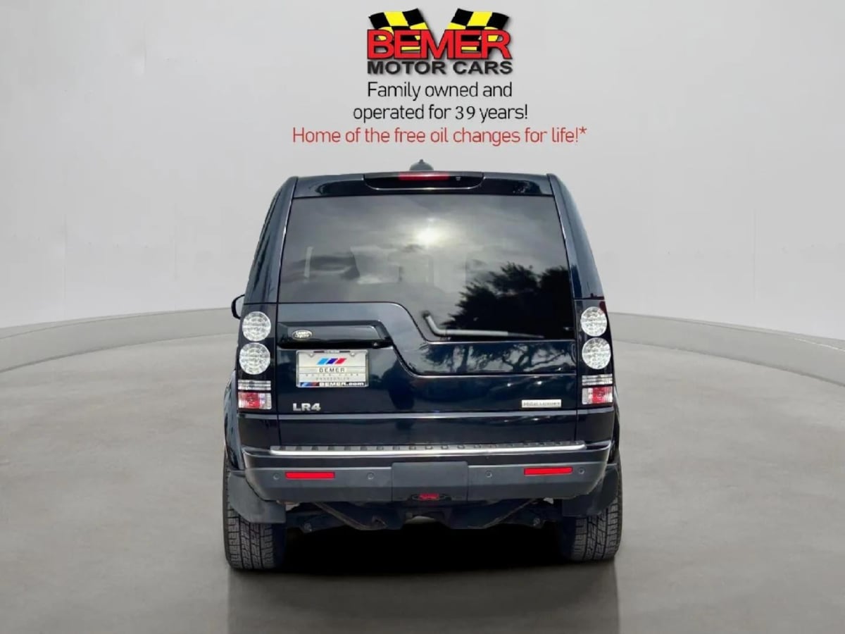 2016 Land Rover LR4 HSE LUX photo 4