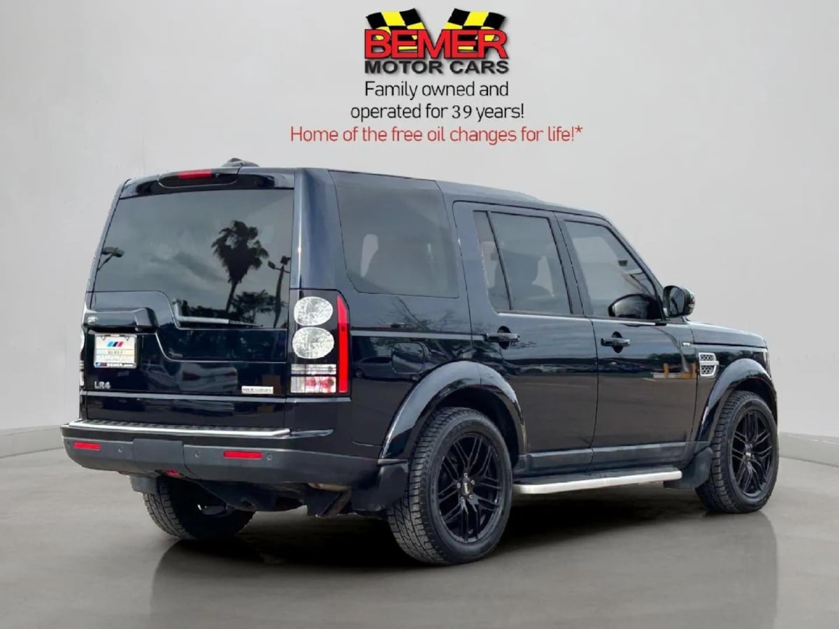 2016 Land Rover LR4 HSE LUX photo 5