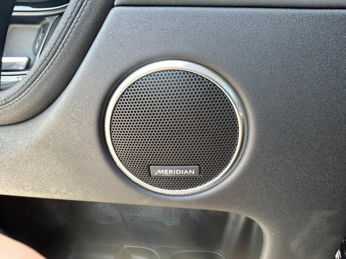 2020 Land Rover Discovery Sport Standard photo 13
