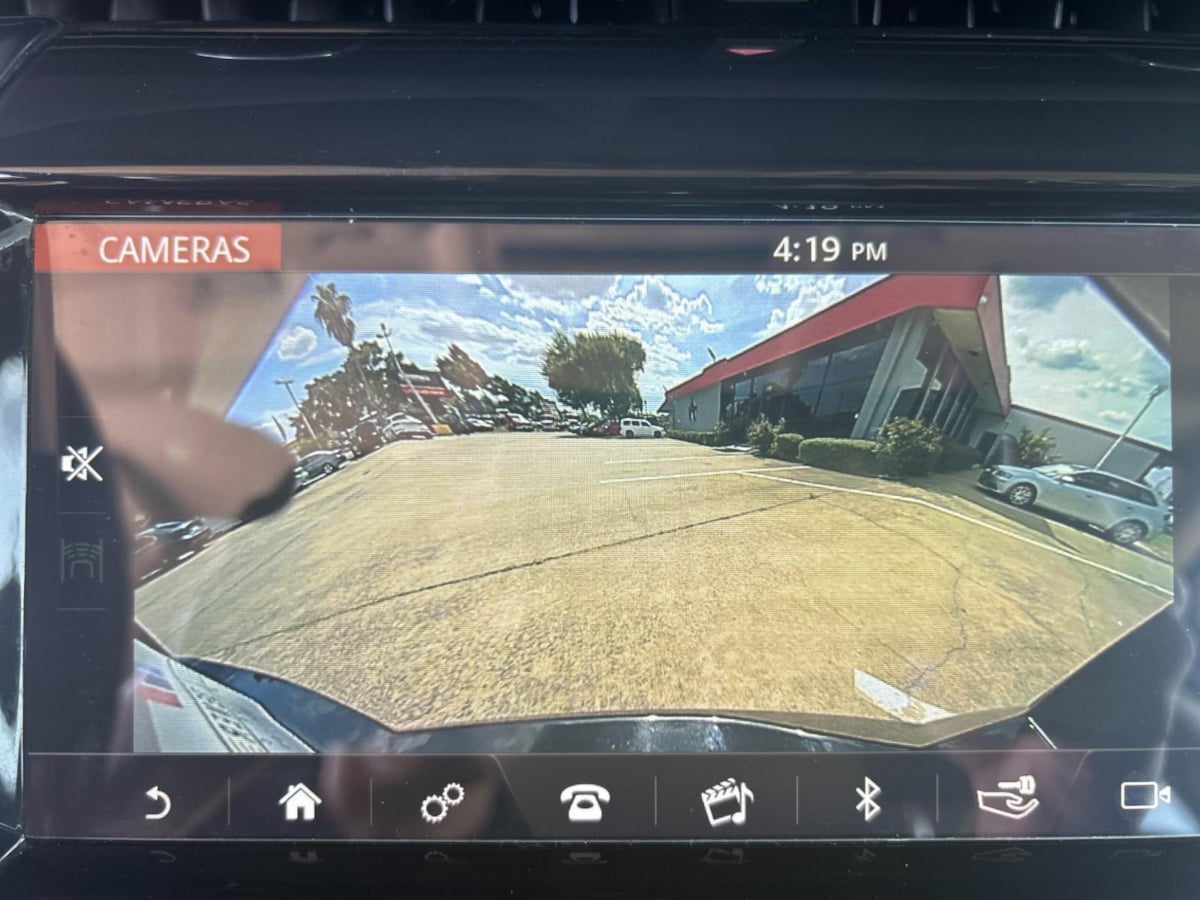 2020 Land Rover Discovery Sport Standard photo 32