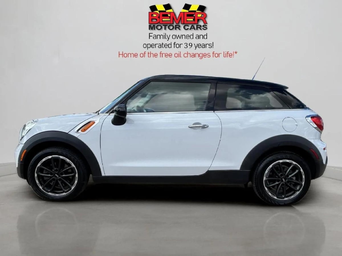 2015 Mini Paceman John Cooper Works photo 2