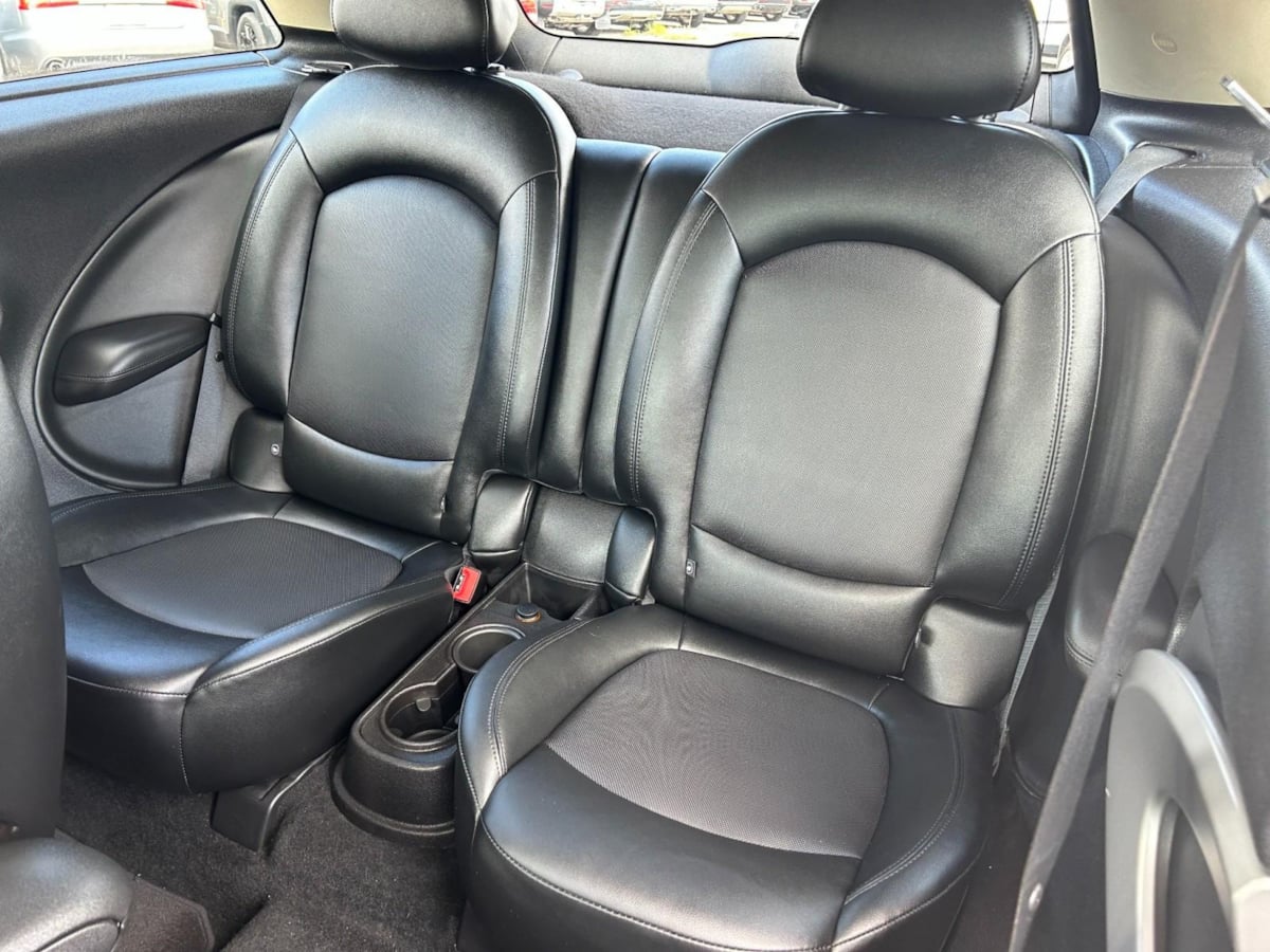 2015 Mini Paceman John Cooper Works photo 12