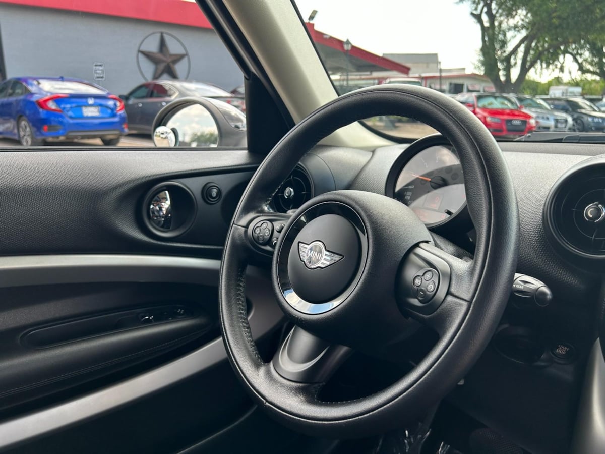 2015 Mini Paceman John Cooper Works photo 20