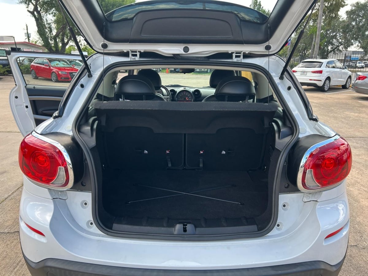 2015 Mini Paceman John Cooper Works photo 26