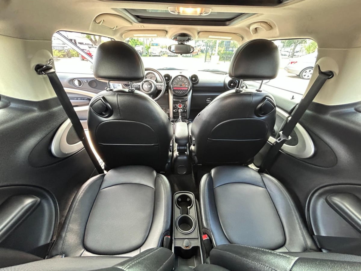 2015 Mini Paceman John Cooper Works photo 27