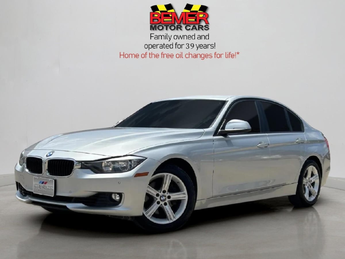 2014 BMW 3 Series 328i Sedan RWD