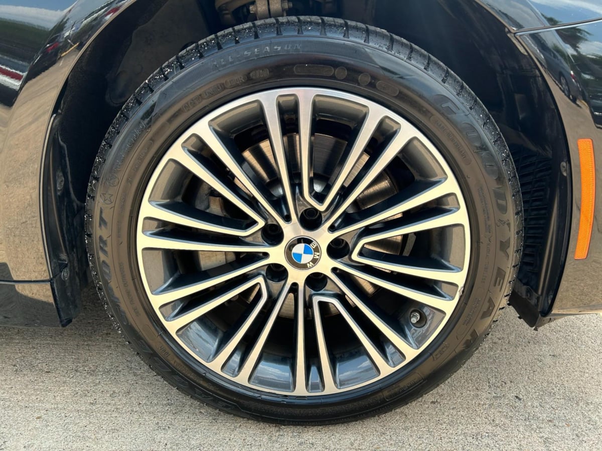 2019 Bmw 530i Sedan photo 7