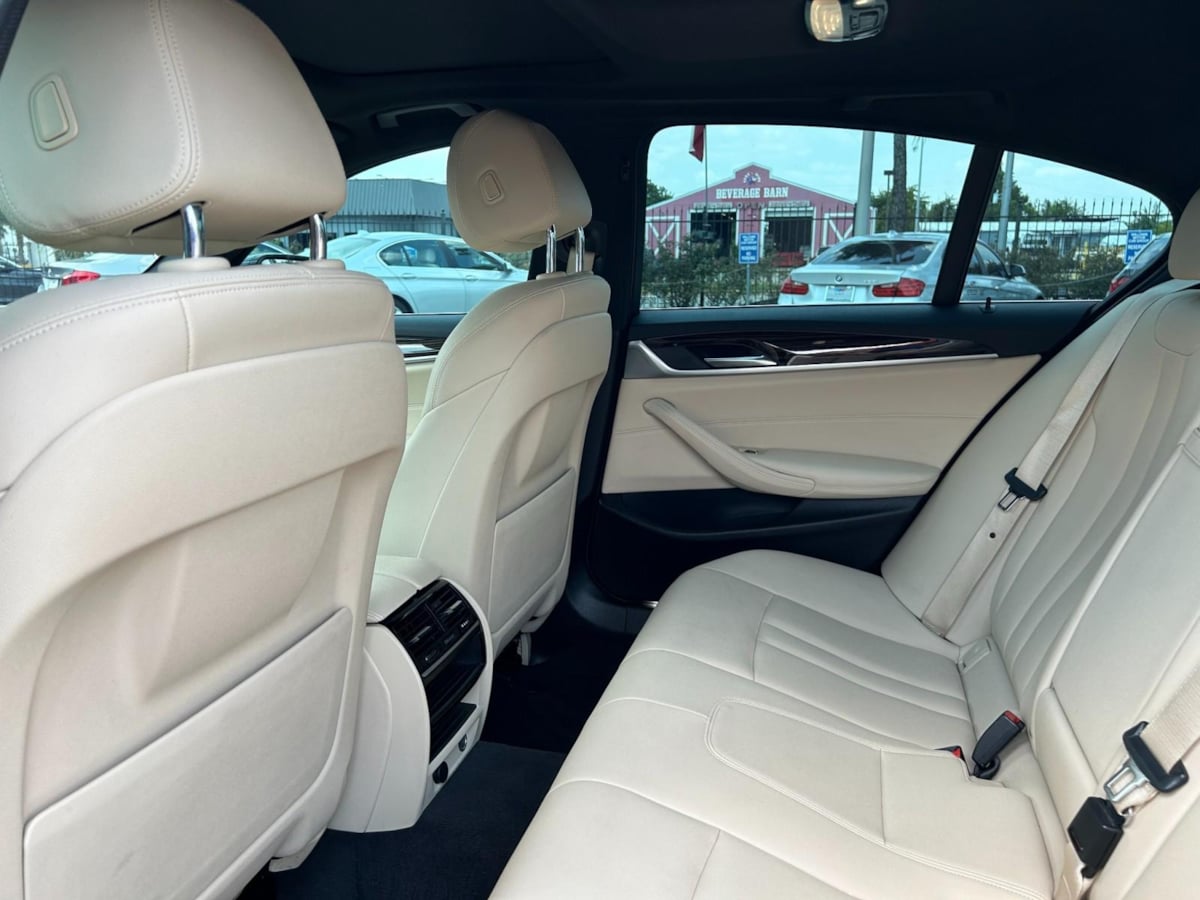 2019 Bmw 530i Sedan photo 24