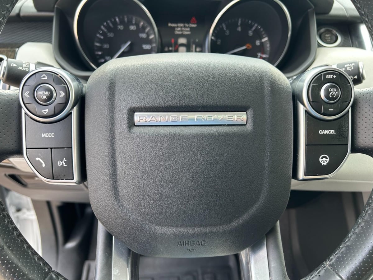 2015 Land Rover Range Rover Sport SuperCharged HSE photo 13