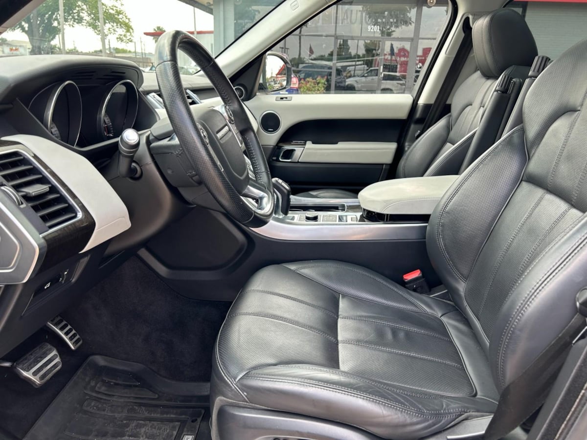 2015 Land Rover Range Rover Sport SuperCharged HSE photo 19