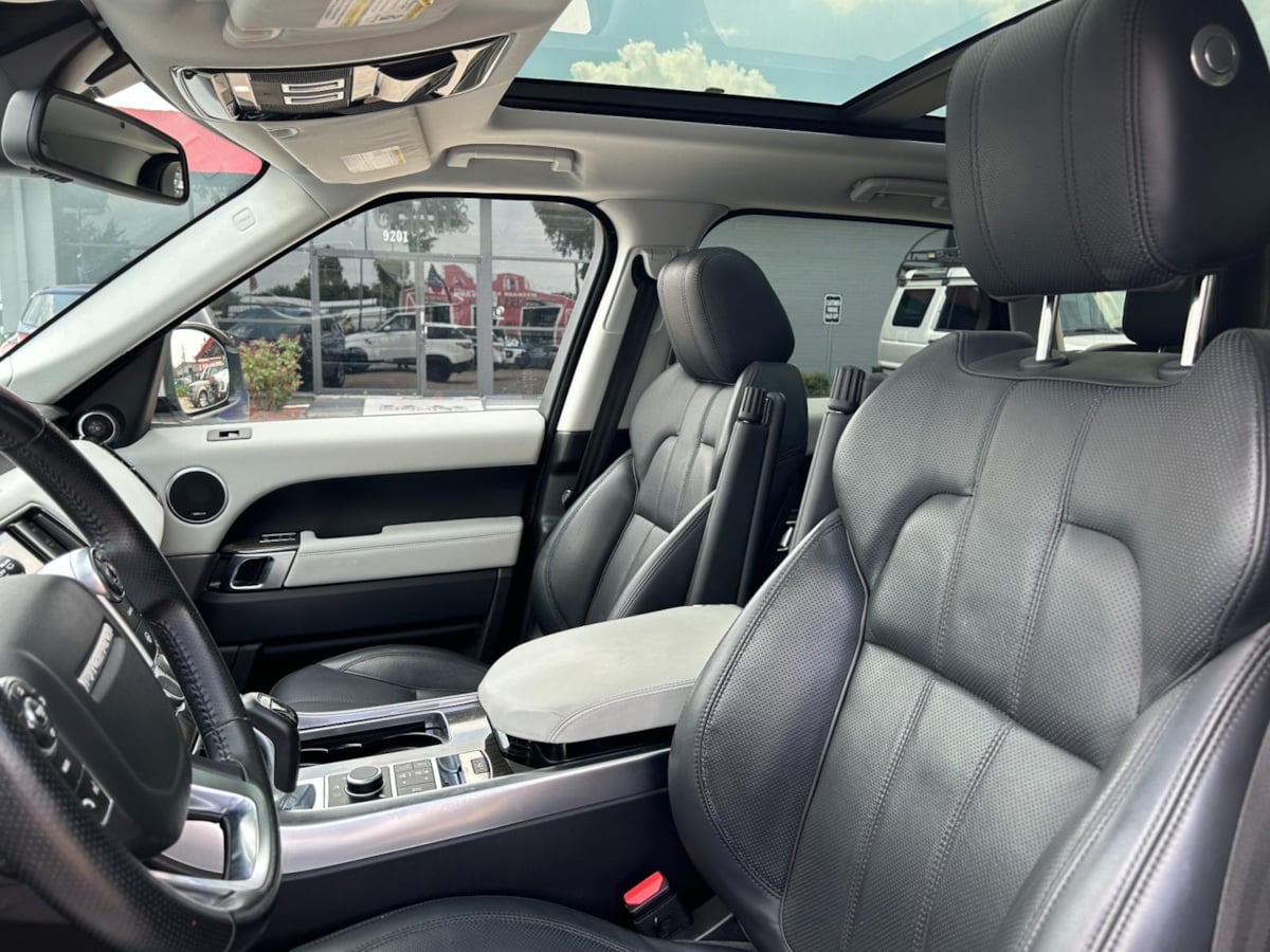 2015 Land Rover Range Rover Sport SuperCharged HSE photo 20