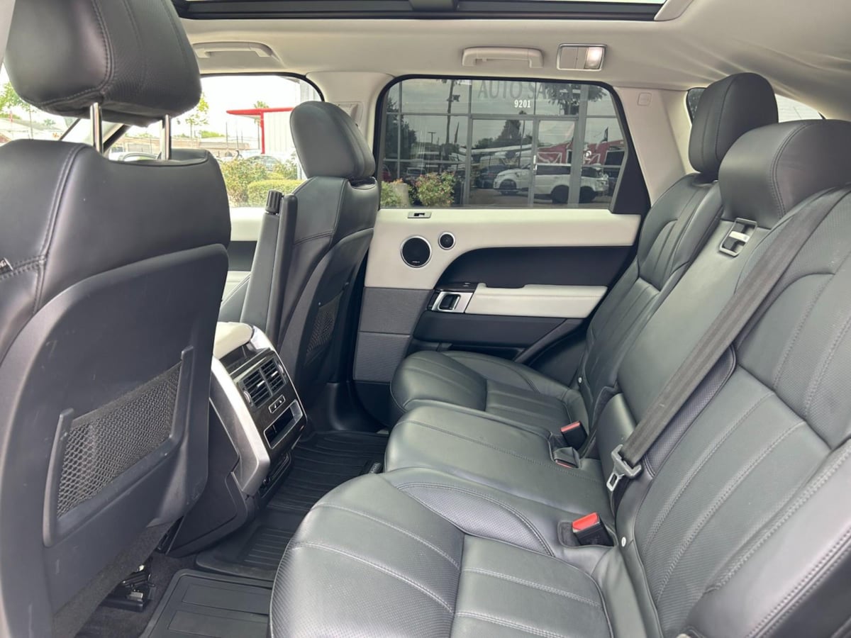 2015 Land Rover Range Rover Sport SuperCharged HSE photo 25