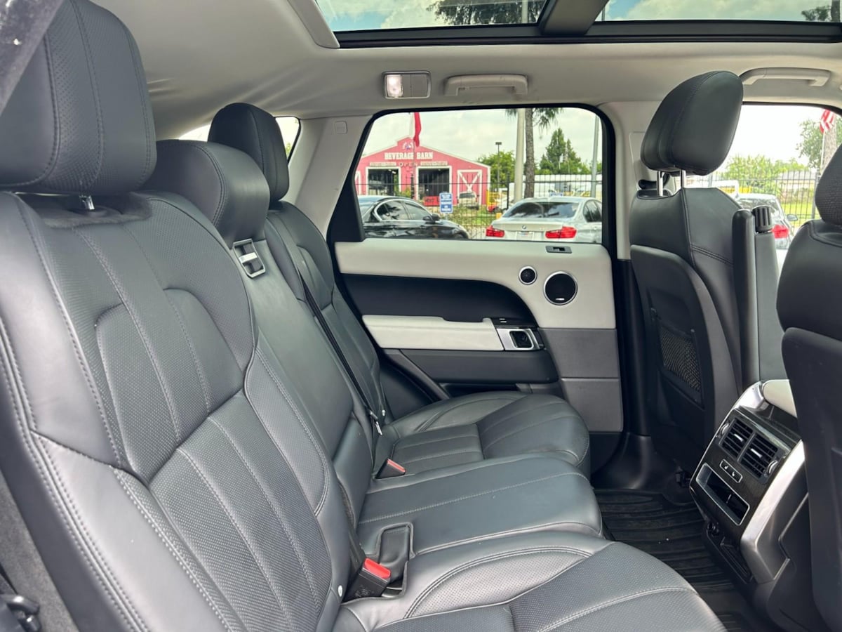 2015 Land Rover Range Rover Sport SuperCharged HSE photo 30