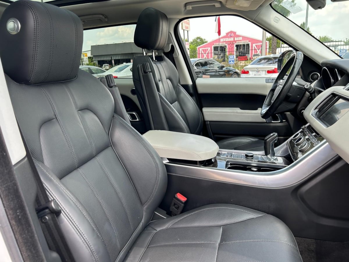 2015 Land Rover Range Rover Sport SuperCharged HSE photo 32