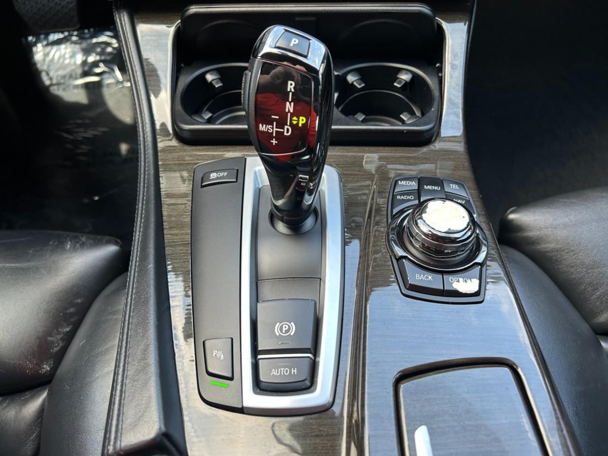 2013 Bmw 550i 5-Series photo 18