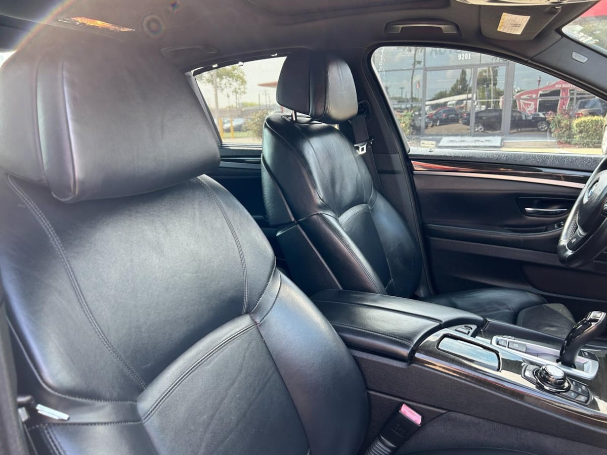 2013 Bmw 550i 5-Series photo 31