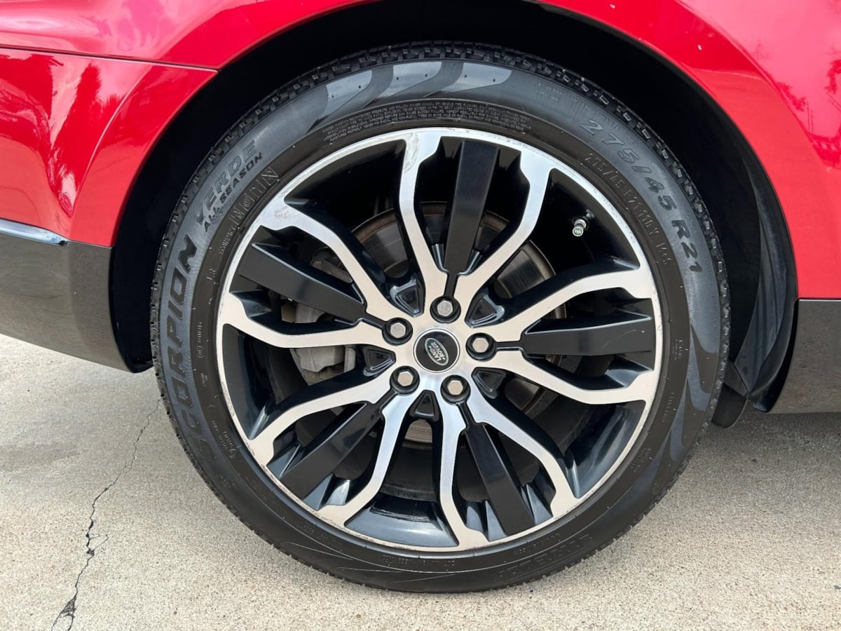 2019 Land Rover Range Rover Sport HSE photo 11