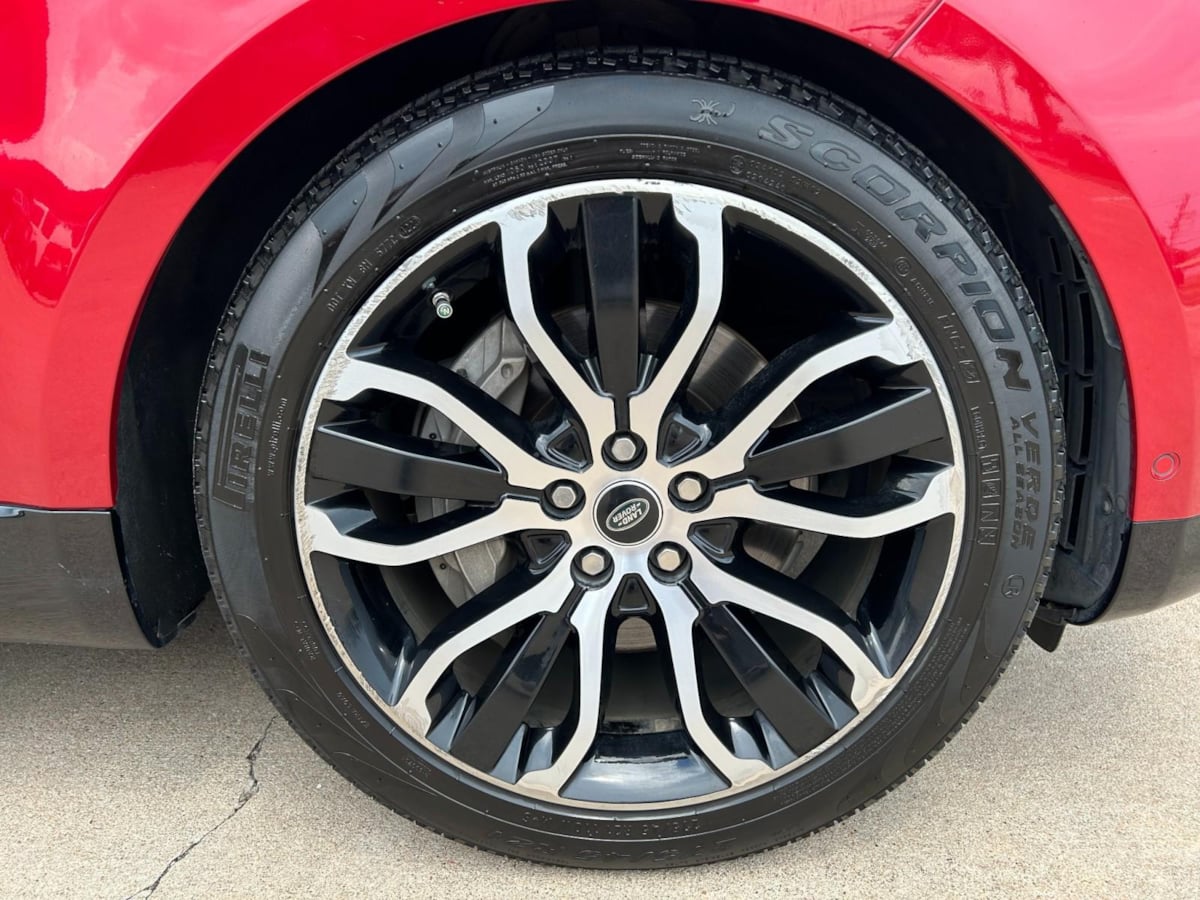 2019 Land Rover Range Rover Sport HSE photo 12