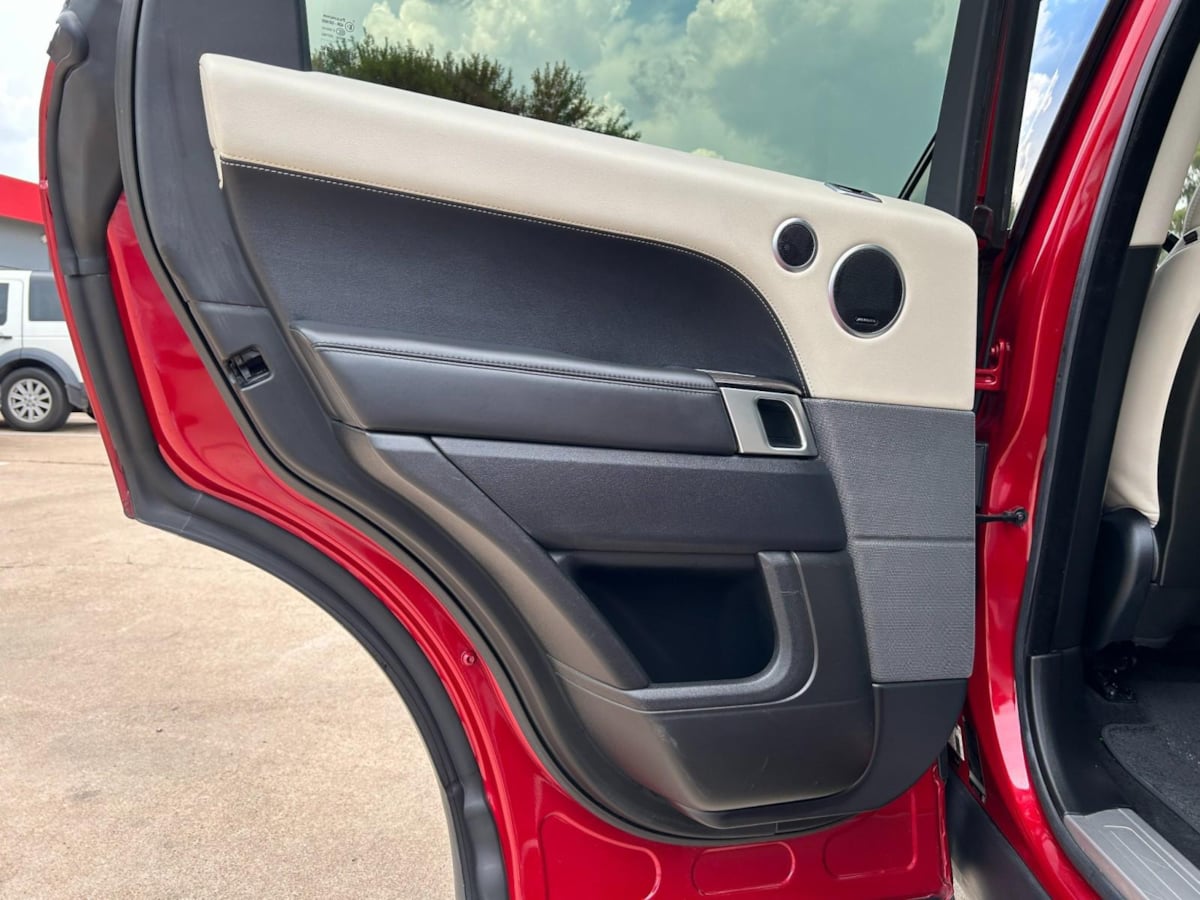 2019 Land Rover Range Rover Sport HSE photo 27