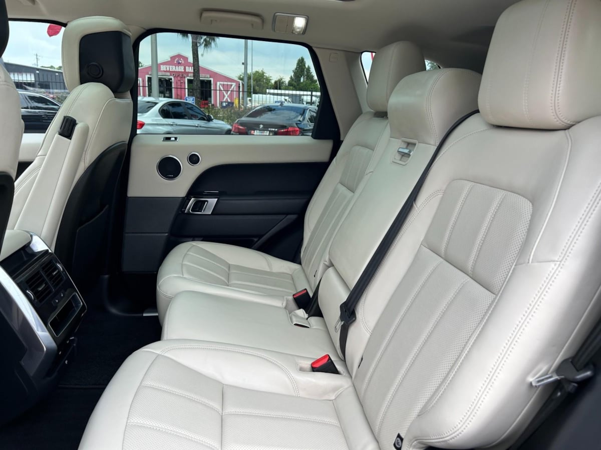 2019 Land Rover Range Rover Sport HSE photo 29