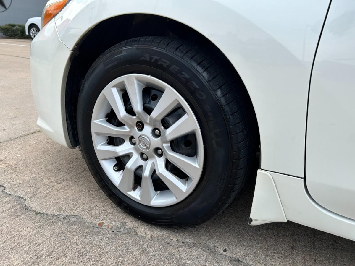 2017 Nissan Altima 2.5 S photo 22