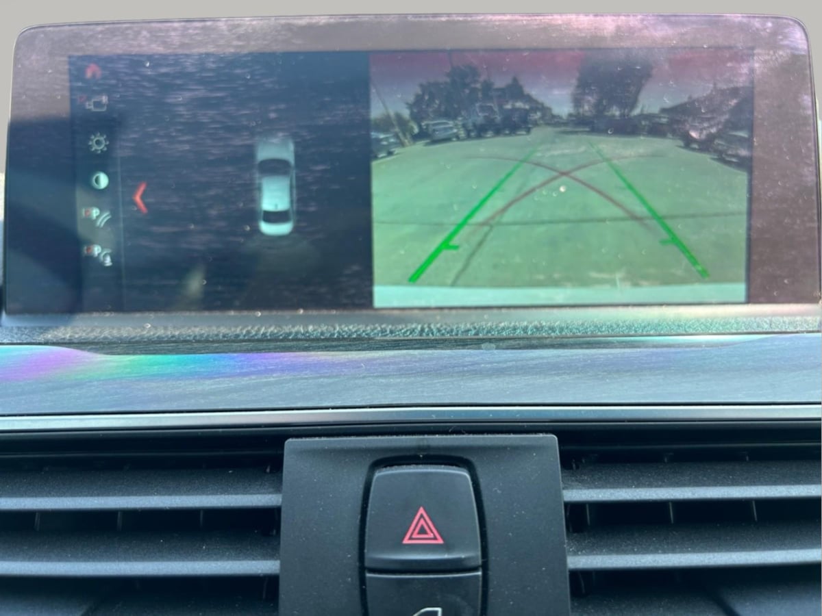 Additional photo of vehicle.