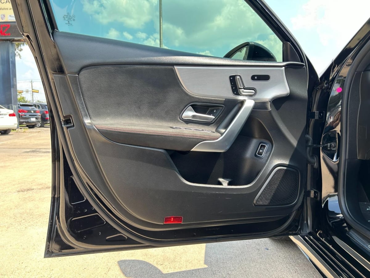 2019 Mercedes Benz A 220 AMG photo 10
