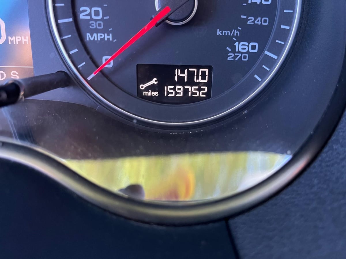 Additional photo of vehicle.