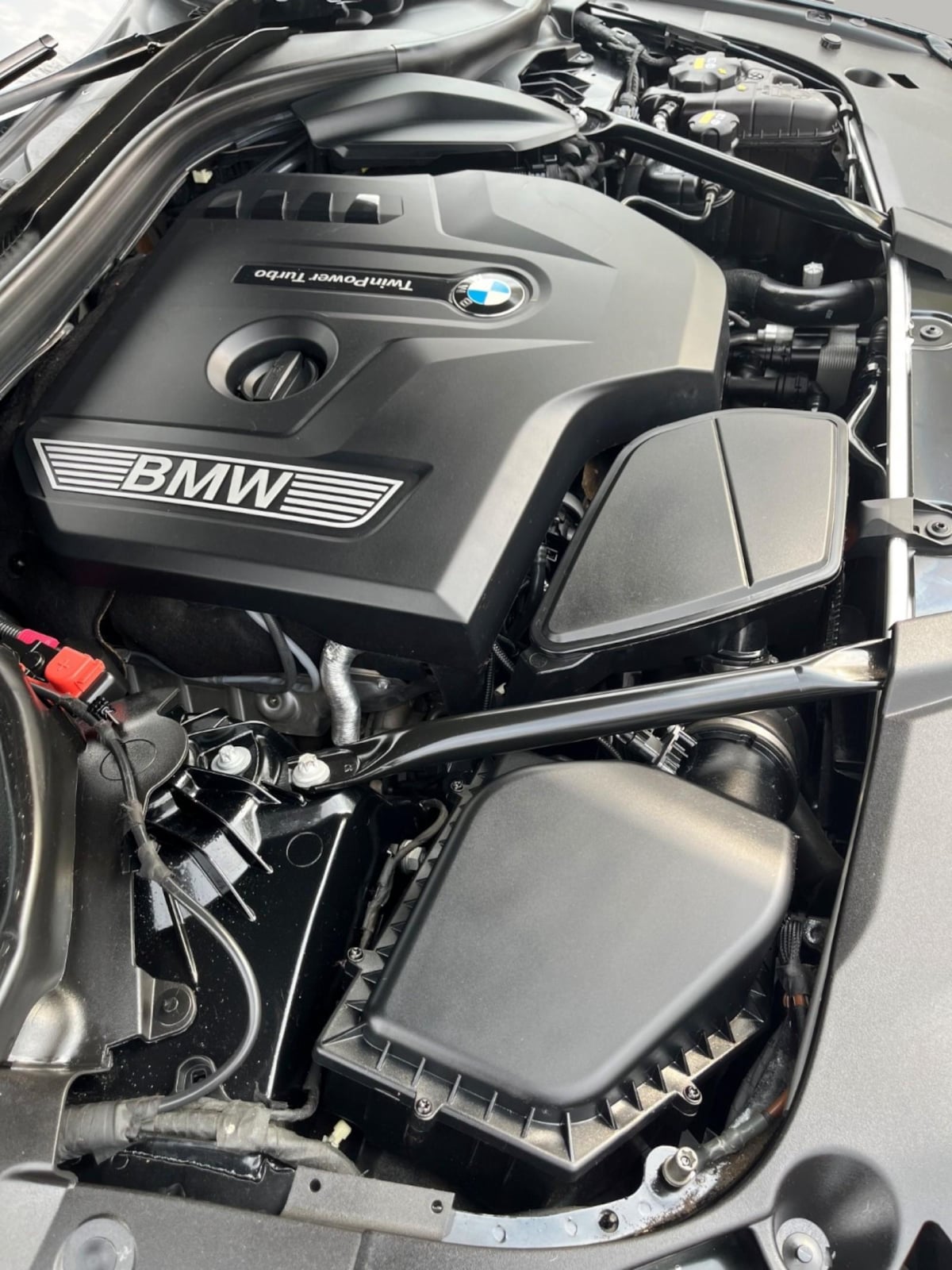 Additional photo of vehicle.