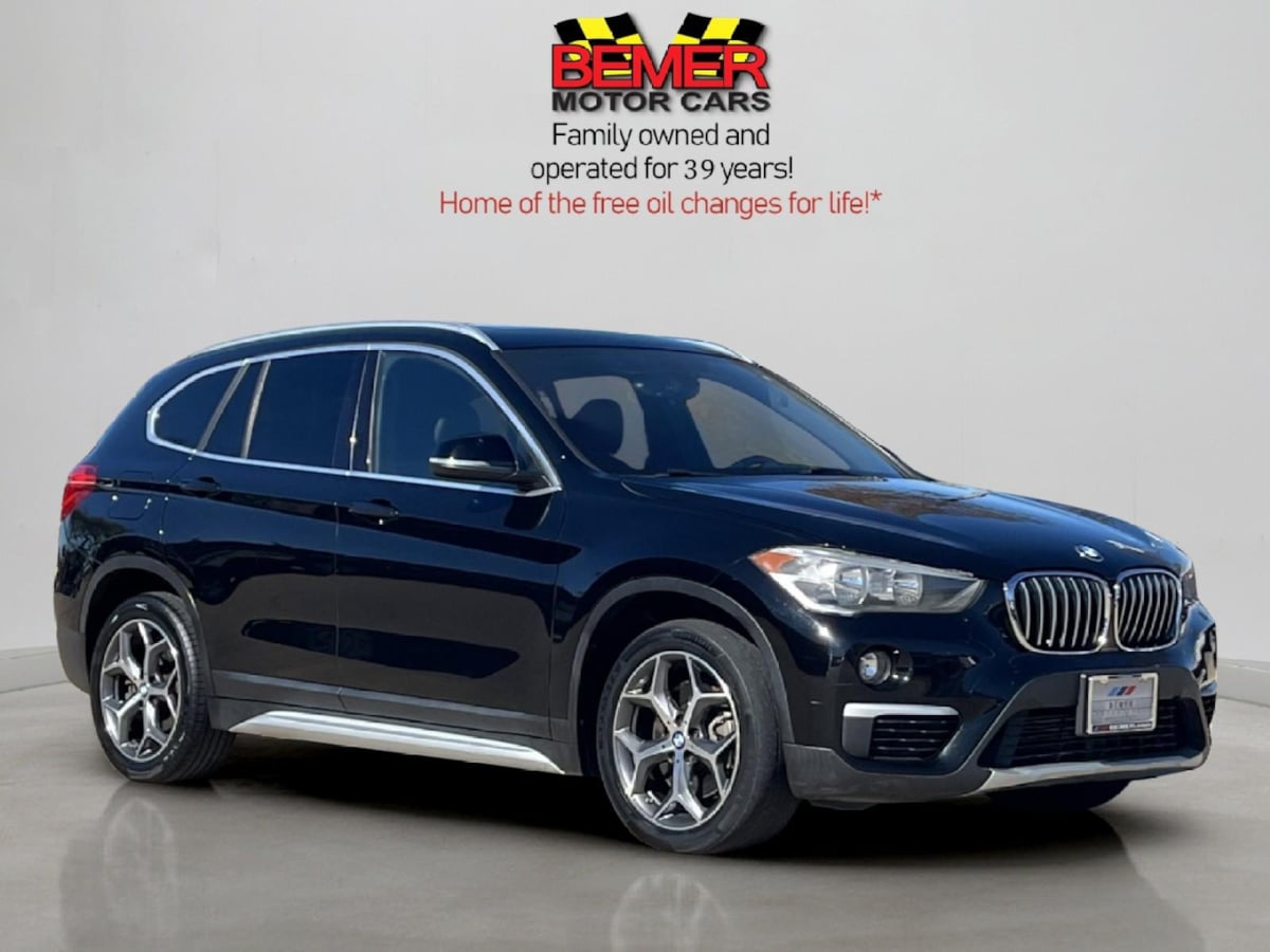 Additional photo of vehicle.