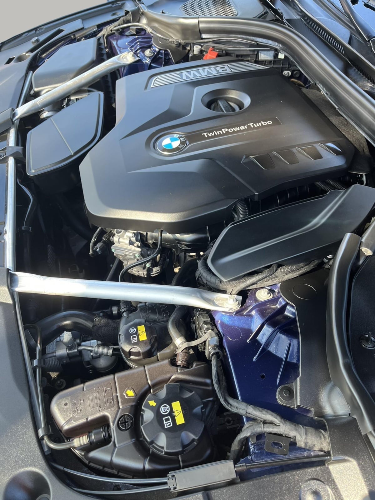 Additional photo of vehicle.