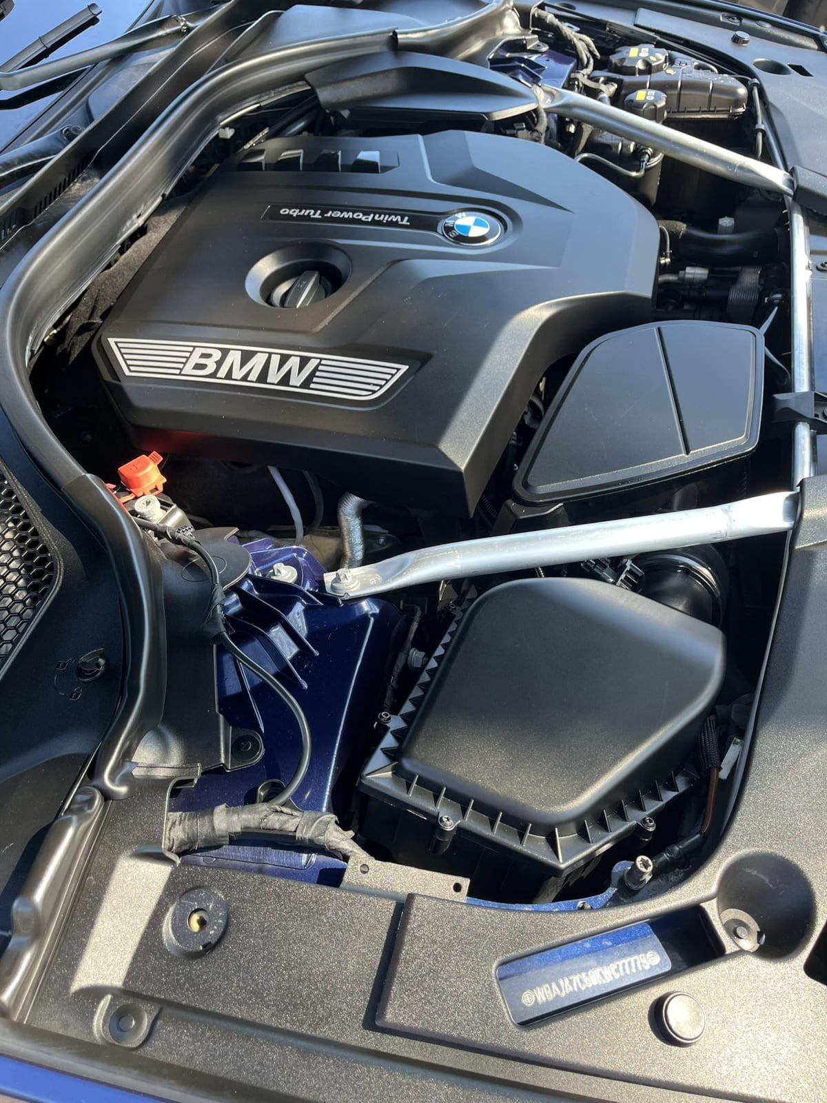 Additional photo of vehicle.