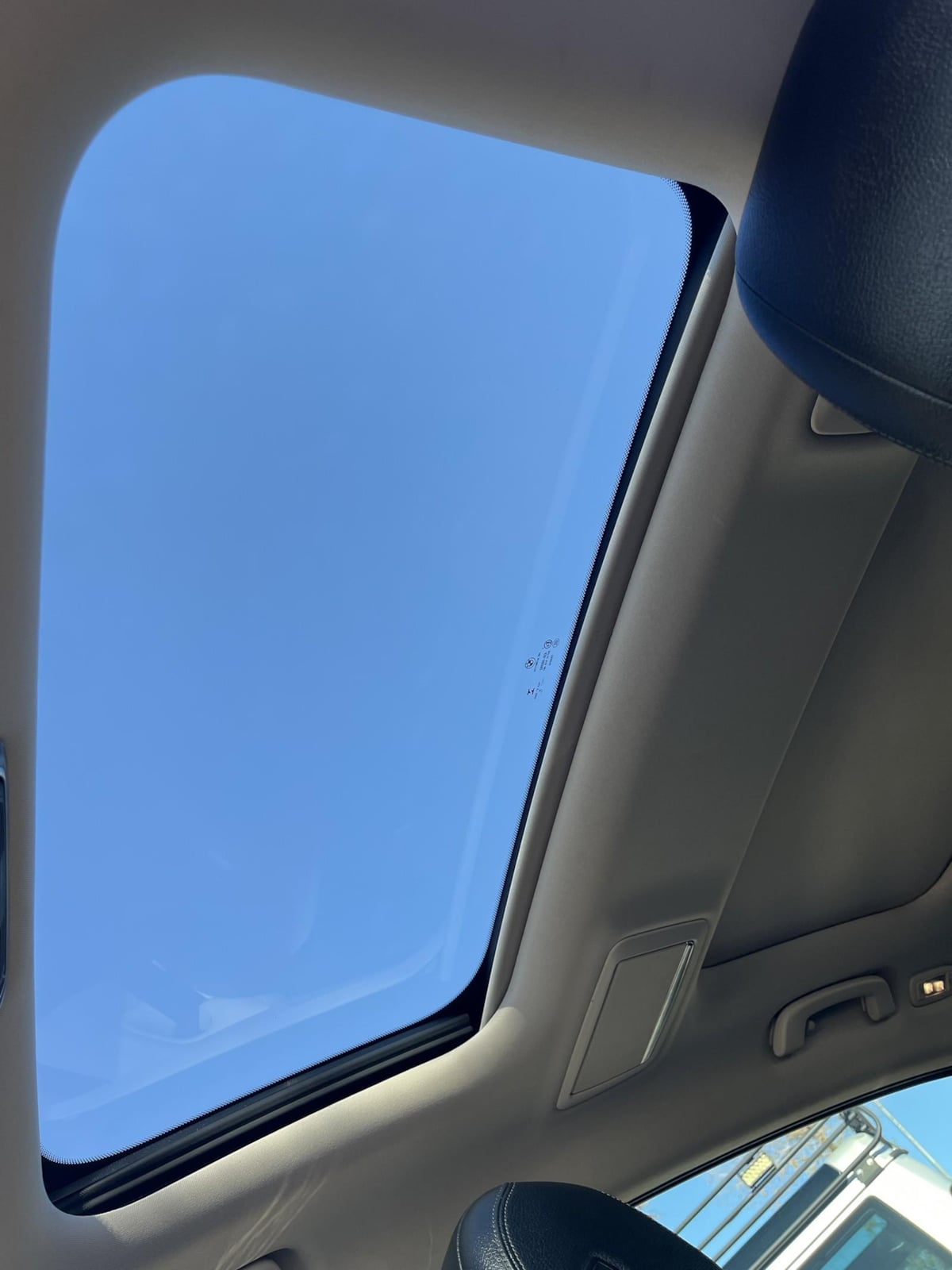 Additional photo of vehicle.