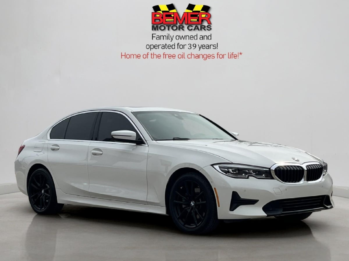 Additional photo of vehicle.