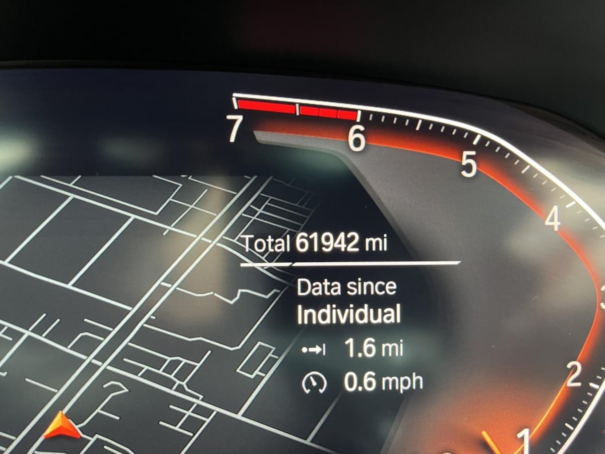 Additional photo of vehicle.