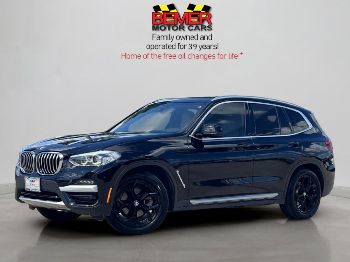 2020 BMW X3 sDrive30i's photo