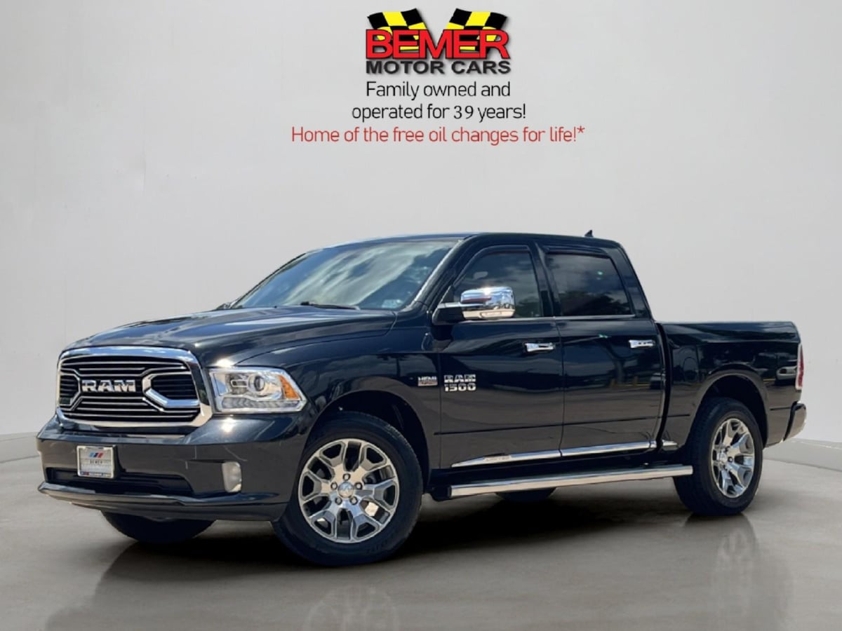 2017 RAM 1500 Laramie Limited Crew Cab 5'7's photo