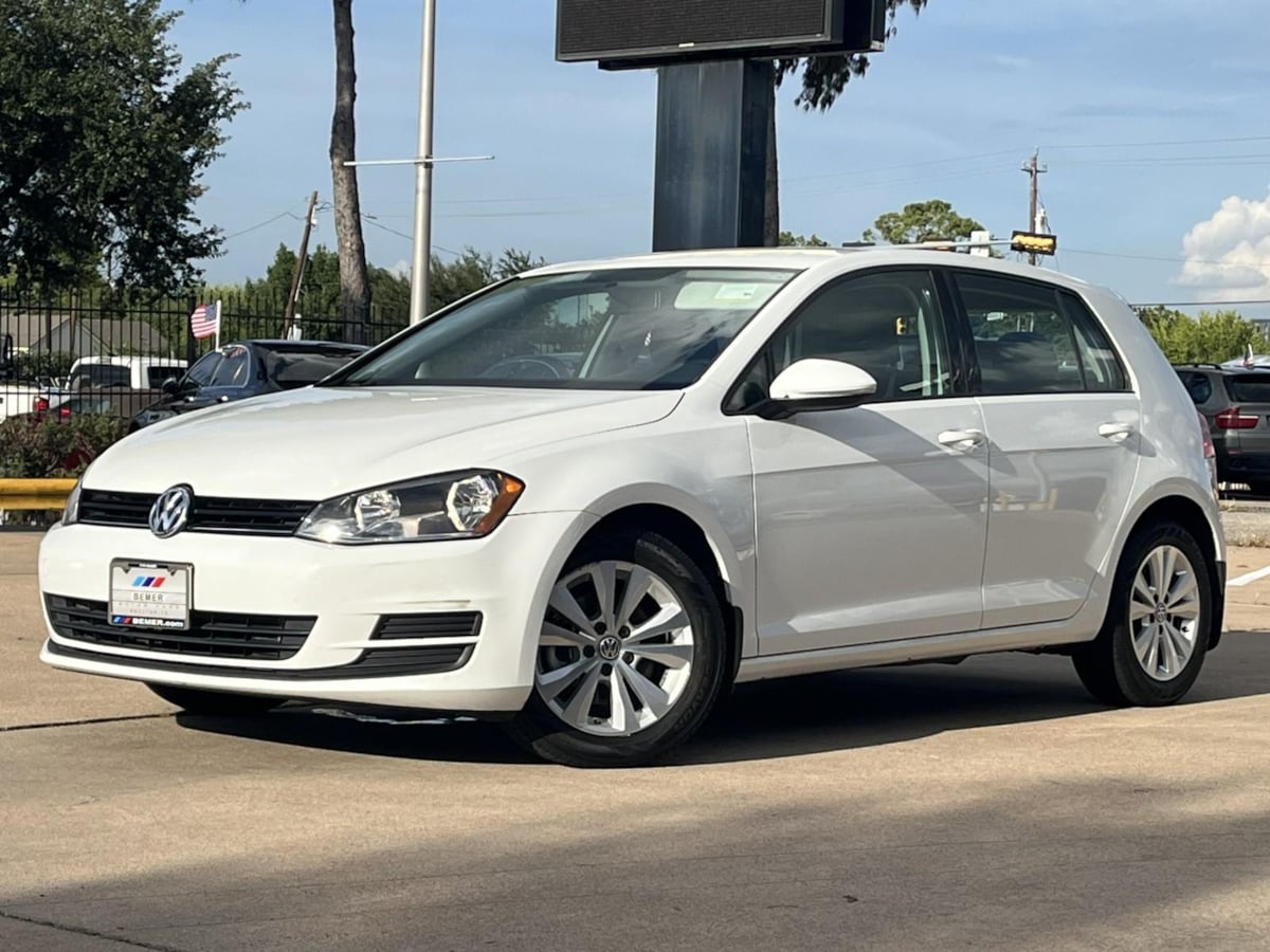 2015 Volkswagen Golf Blanco (Pure White) Hatchback Tracción delantera Automática