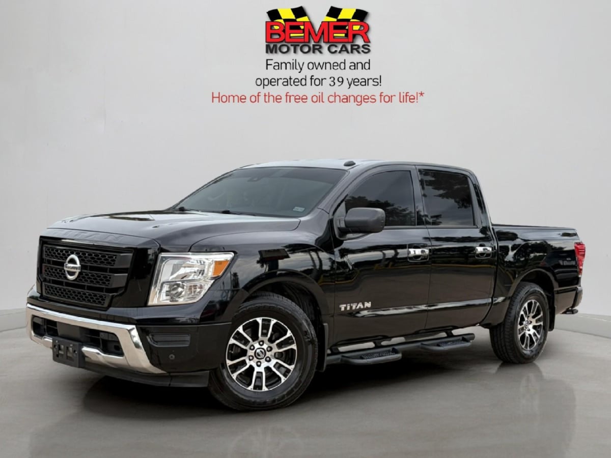 2021 Nissan Titan SV