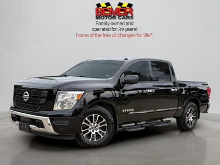 2021 Nissan Titan SV