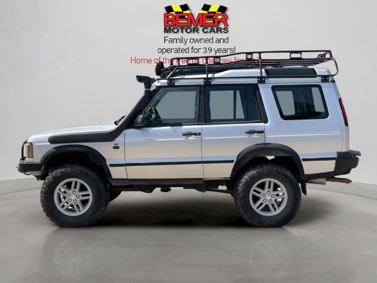 2004 Land Rover Discovery SE photo 2