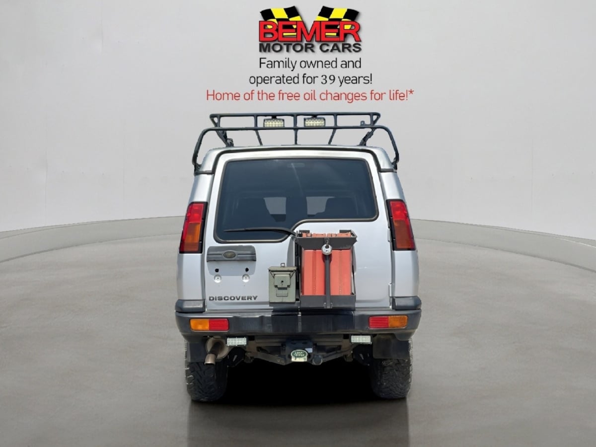 2004 Land Rover Discovery SE photo 4